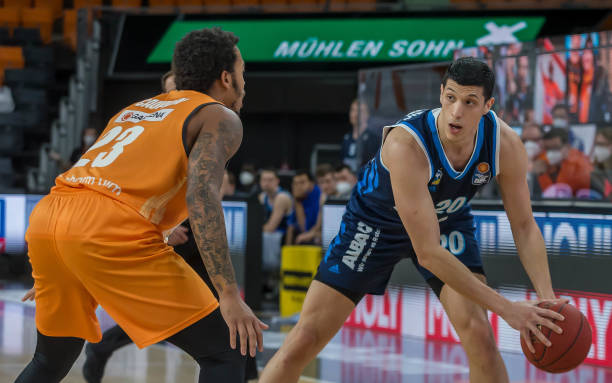 某位新人球 某位新人球