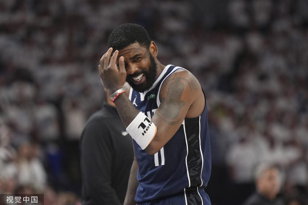 许多球员用 许多球员用