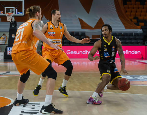 曼联今夏可 曼联今夏可